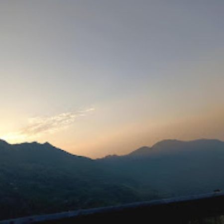 Hotel Himalayan Queen , Darjeeling 大吉岭 外观 照片
